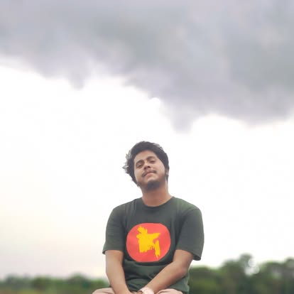 বাংলাদেশের মানচিত্র আঁকা টিশার্টে শিপু